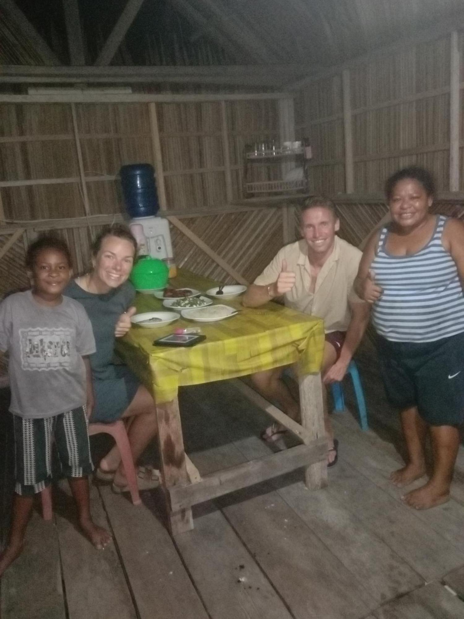 Amfriwen Homestay Yennanas Besir Extérieur photo